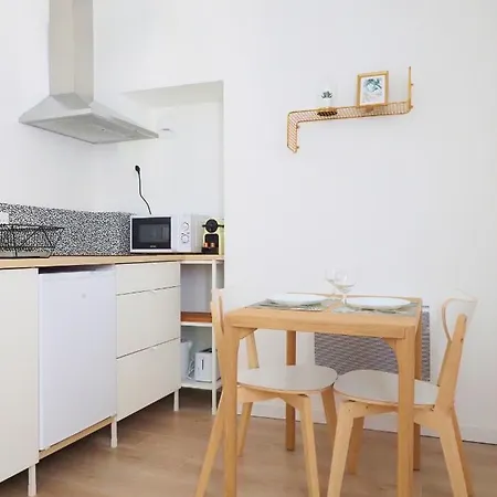 Stylish Tiny : Studio Confort Au Coeur De Pau